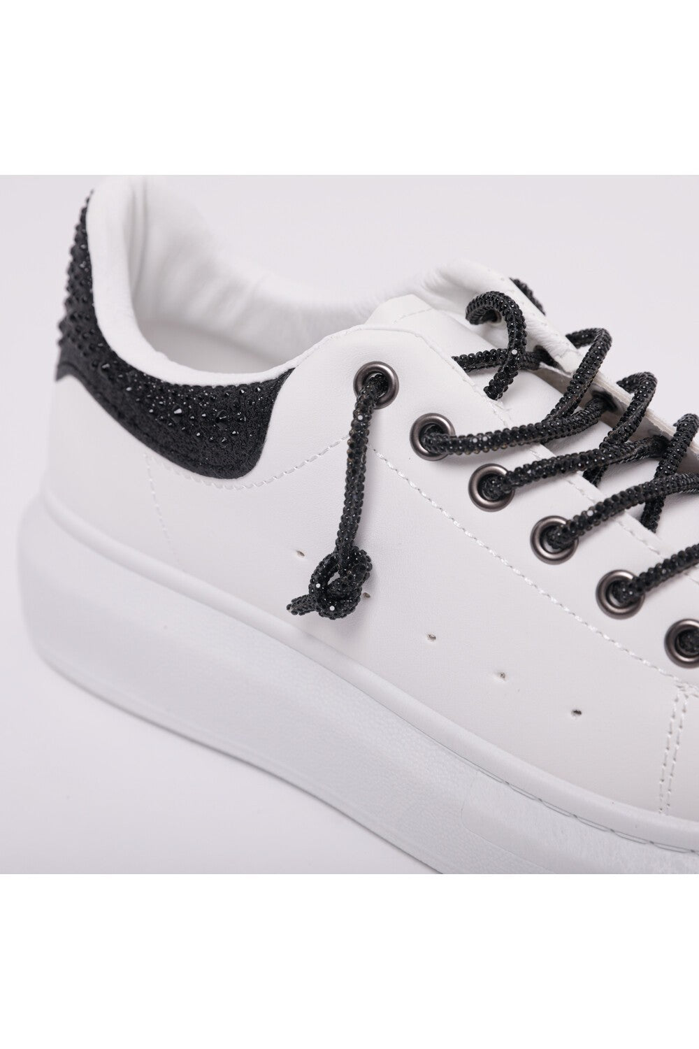 MIMI' MUA' - Sneakers con dettaglio strass nero