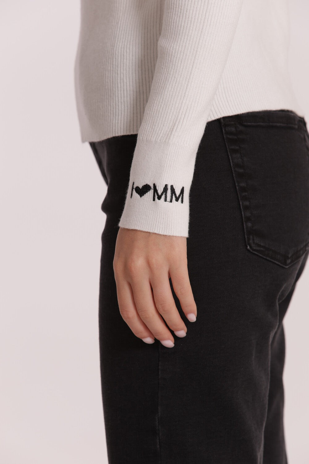 MIMI' MUA' - Maglia con ricamo sul polso