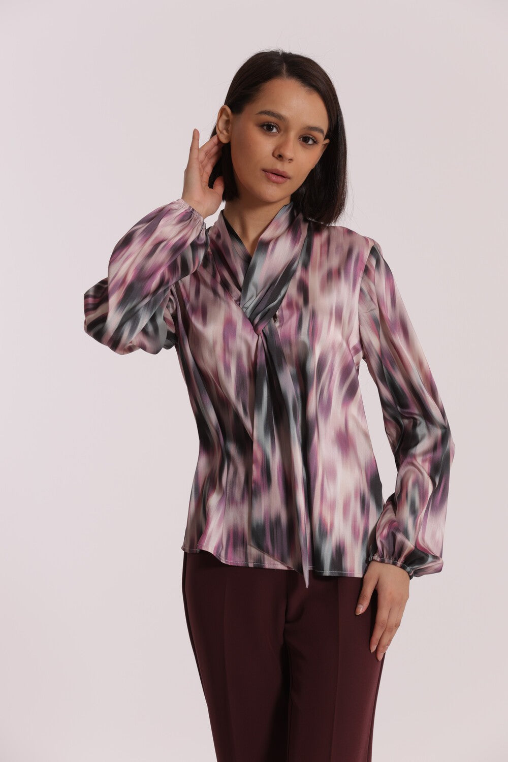 MIMI' MUA' - Blusa con cravattino