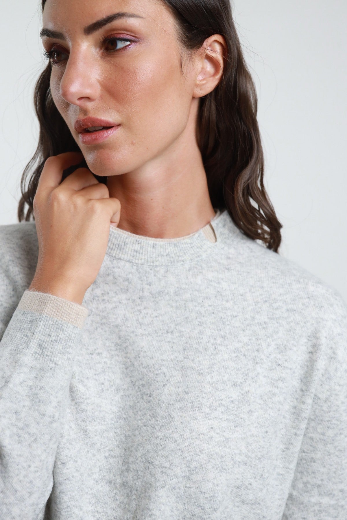 SUSY MIX - Maglia con doppio collo a contrasto