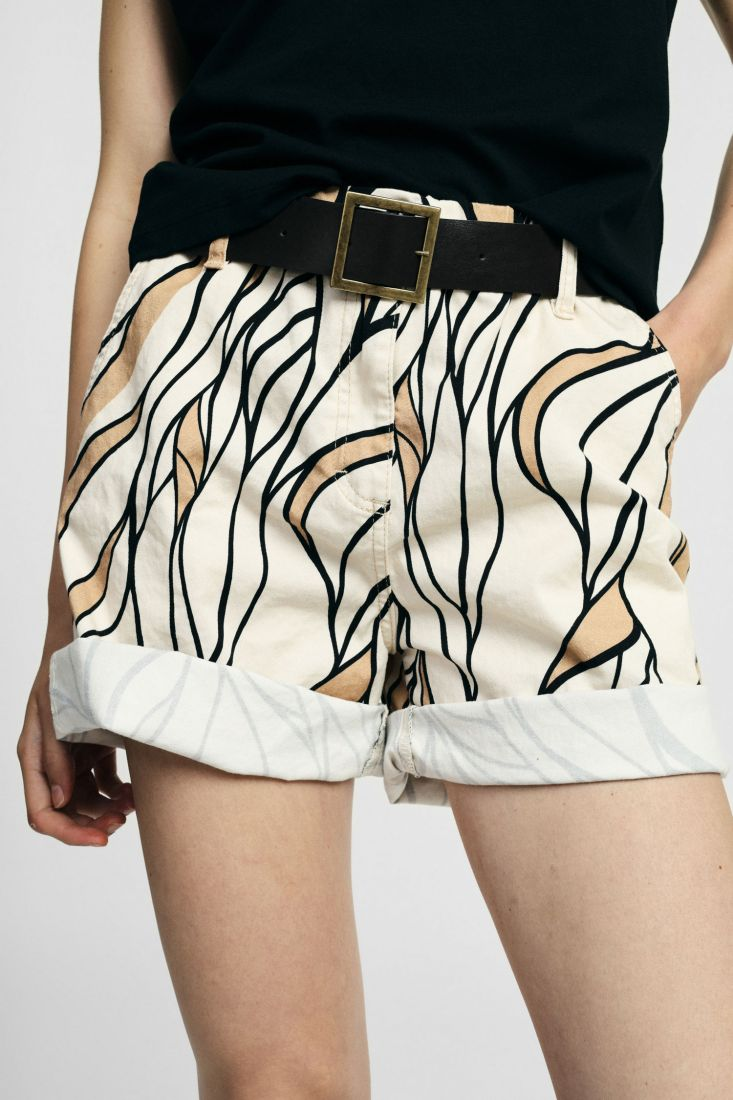 PLEASE - Pantaloncini con grafica geometrica