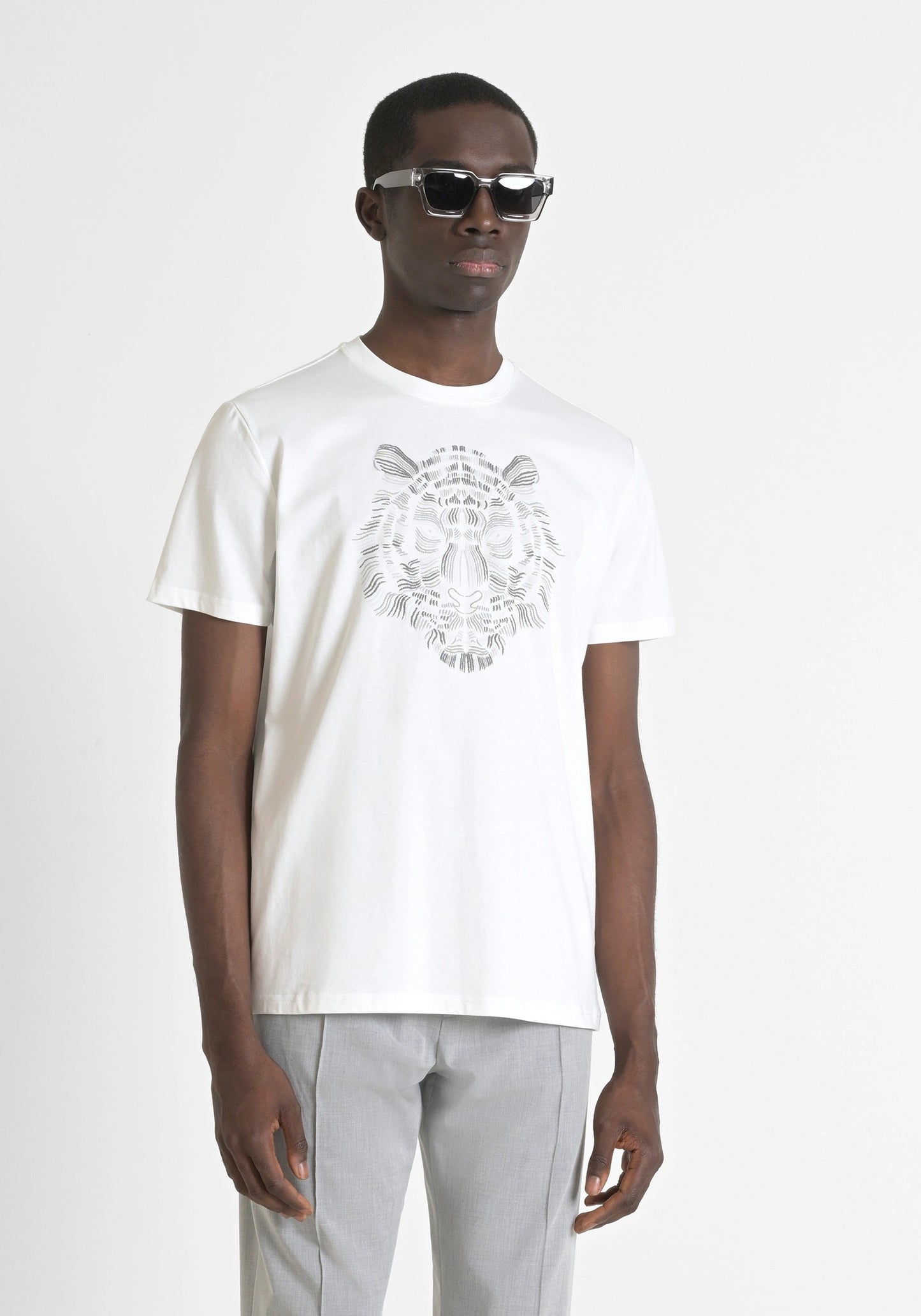 T-shirt regular fit