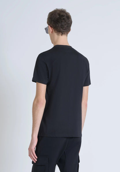 T-shirt slim fit