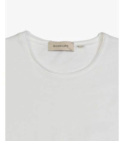 T-shirt con orli a taglio vivo