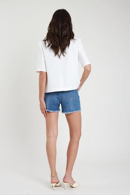 SUSY MIX - Shorts in denim sfrangiato