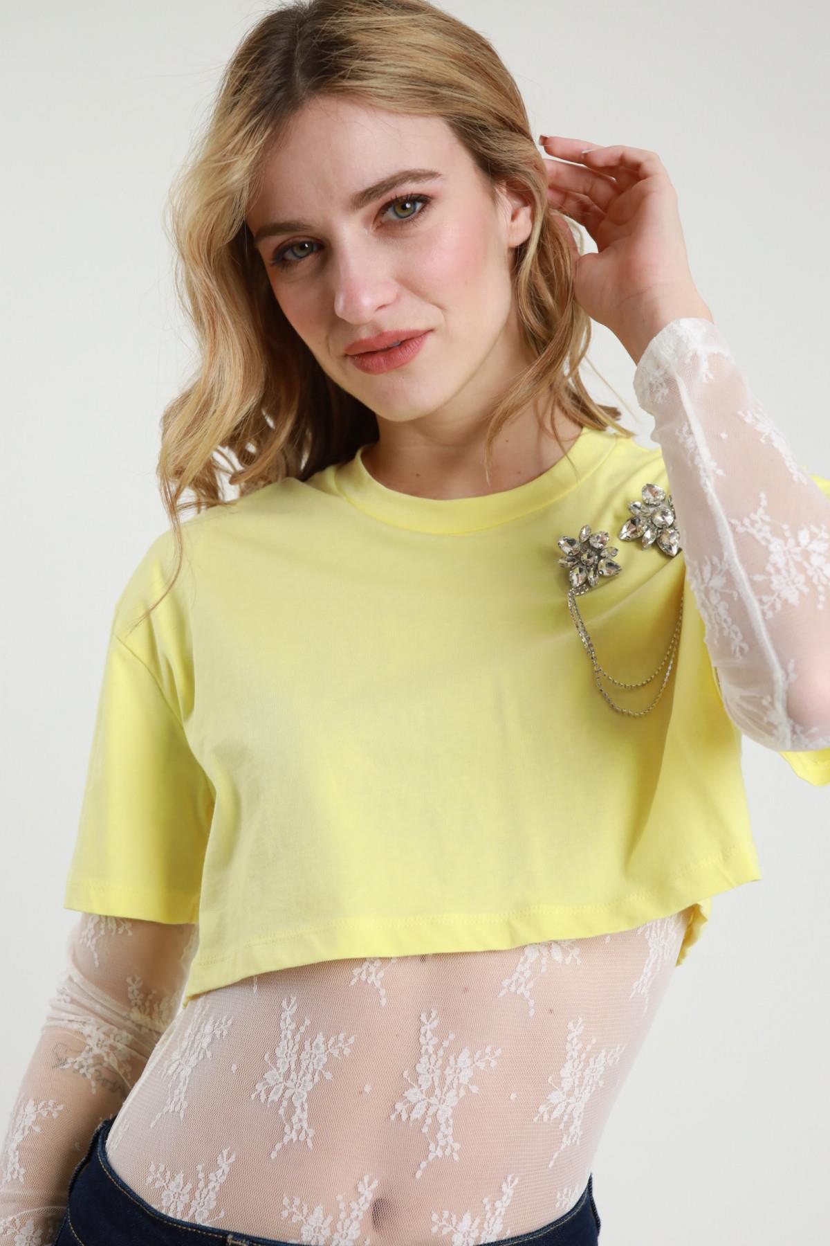 SUSY MIX - Body in pizzo con t-shirt e spilla gioiello