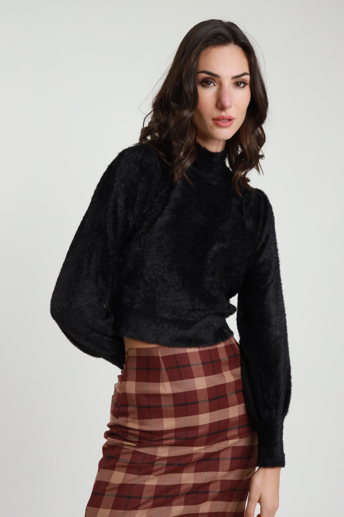 SUSY MIX - Lupetto crop effetto peluches