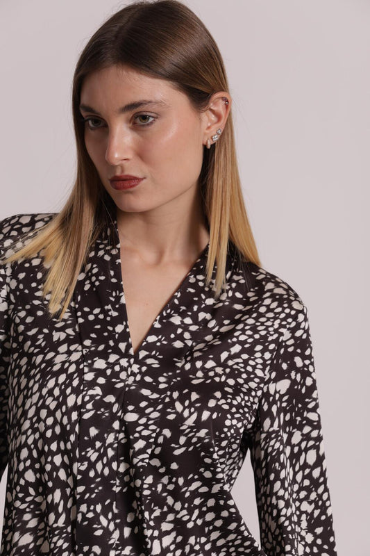 MIMI' MUA' - Blusa scollo V fantasia maculata